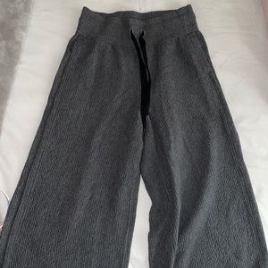 Lululemon cropped pant